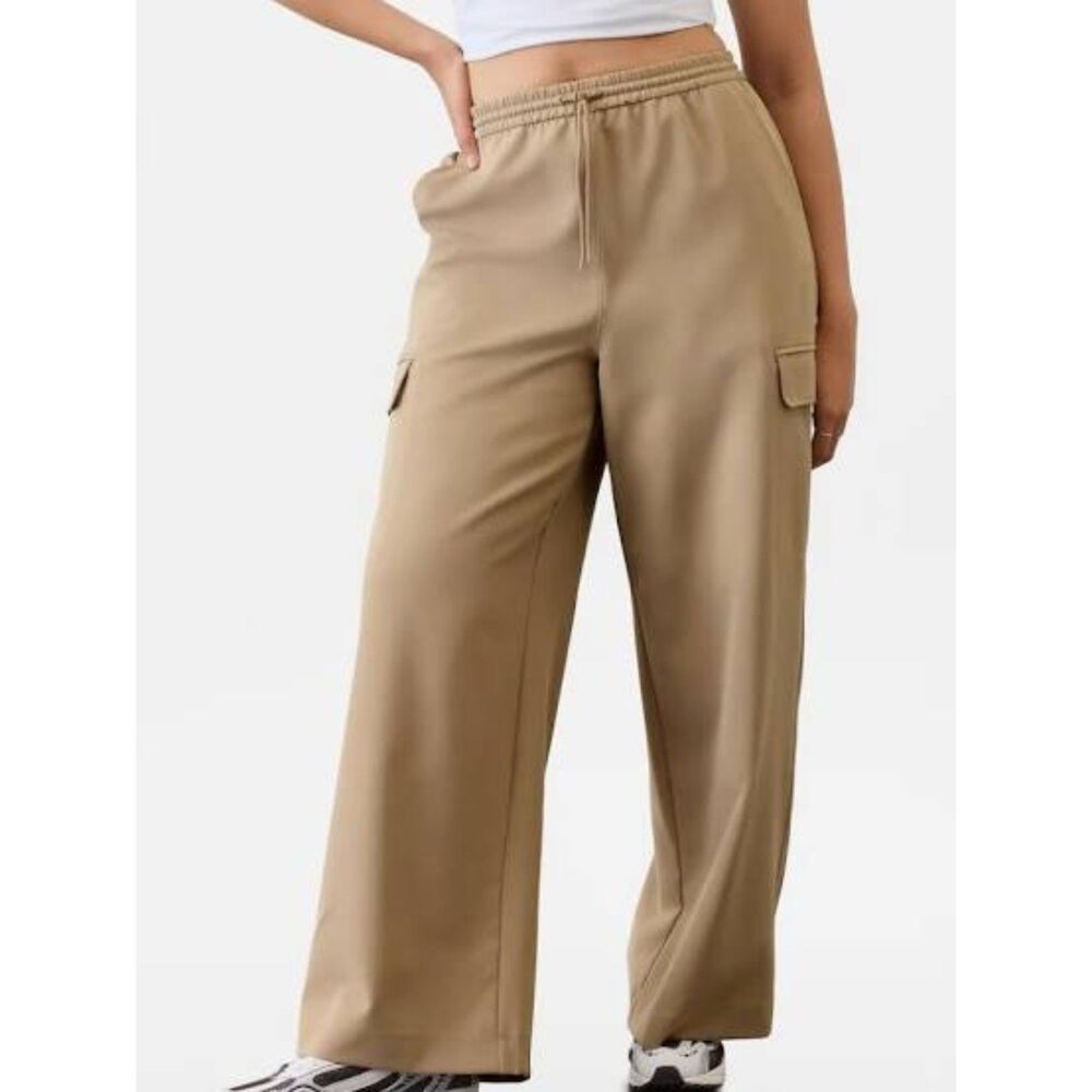 Athleta Promenade Cargo Pants Size XL Tan Wide Leg NEW Pockets $129